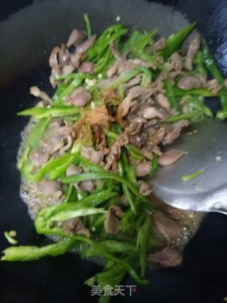 青椒鸡胗的做法步骤：6