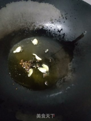 炒芹菜的做法步骤：2