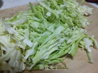 肉丝蔬菜炒饼的做法步骤：3