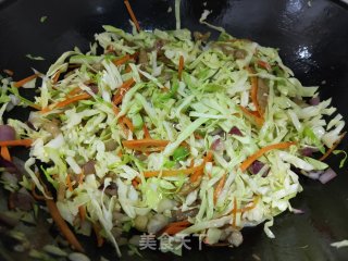 肉丝蔬菜炒饼的做法步骤：11