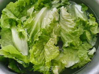 白灼生菜的做法步骤：1