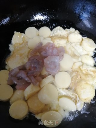 虾仁烧日式豆腐的做法步骤：8