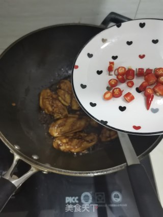 啤酒烧鸡翅的做法步骤：8