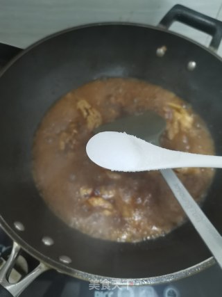 啤酒烧鸡翅的做法步骤：10