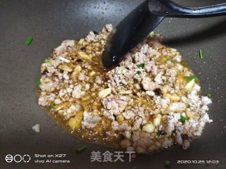 肉末炒白芸豆的做法步骤：2