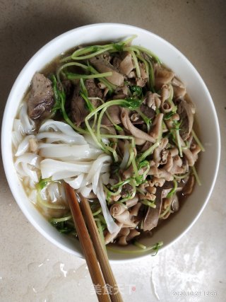 鸭杂河粉的做法步骤：11