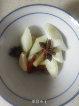 萝卜炖肉的做法步骤：2