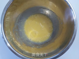 爆浆椰浆芝士奶盖蛋糕的做法步骤：4