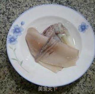 青椒鱿鱼鸡蛋炒饭的做法步骤：2