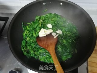 素炒茼蒿的做法步骤：5