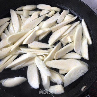 茭白炒鹅蛋的做法步骤：9