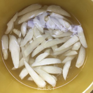 茭白炒鹅蛋的做法步骤：11