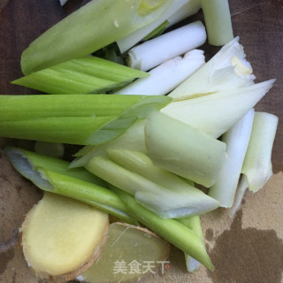 陈皮玉米炖鸡汤的做法步骤：5