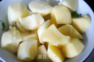 排骨炖豆角的做法步骤：2