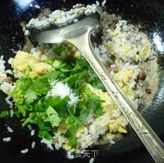 鸡蛋牛肉末炒饭的做法步骤：10