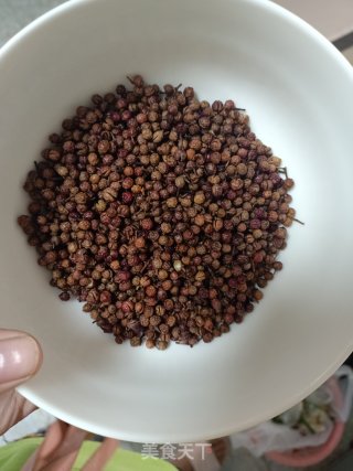 花椒油的做法步骤：2