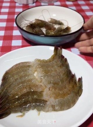 鲜虾粥的做法步骤：2