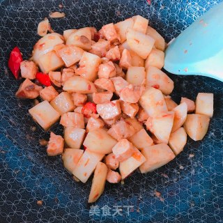 咖喱鸡肉炖土豆的做法步骤：7