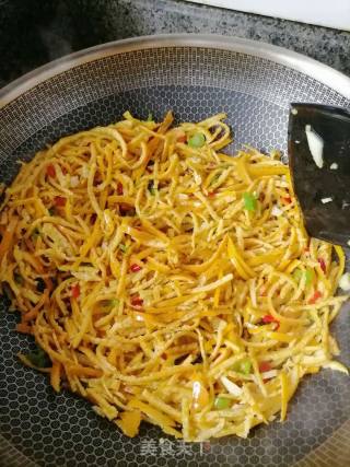 炒橘子皮的做法步骤：5