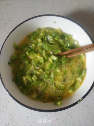 苦瓜炒鸡蛋的做法步骤：5