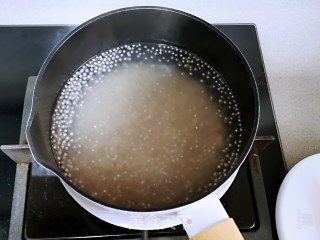 软糯Q弹的水蜜桃西米露|附煮晶莹剔透的西米露的做法步骤：2