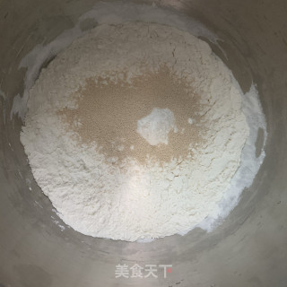 杏仁手撕排包的做法步骤：3