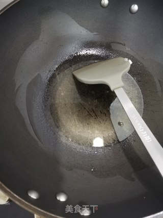 白菜炖粉丝的做法步骤：1