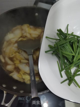 白菜炖粉丝的做法步骤：7
