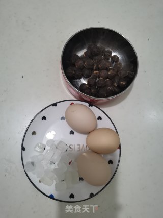桂圆枸杞汤的做法步骤：1