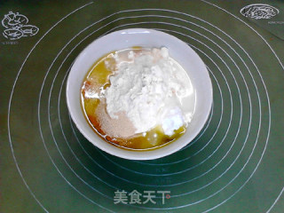 德式火腿夹心红薯华夫饼的做法步骤：3