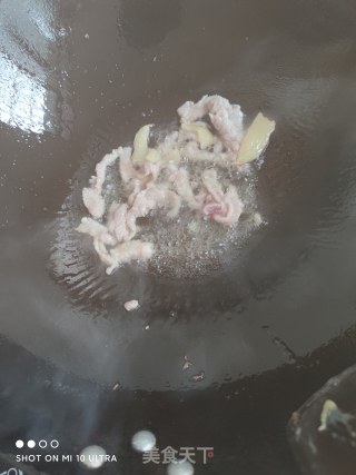 茭白肉丝炒蛋的做法步骤：6