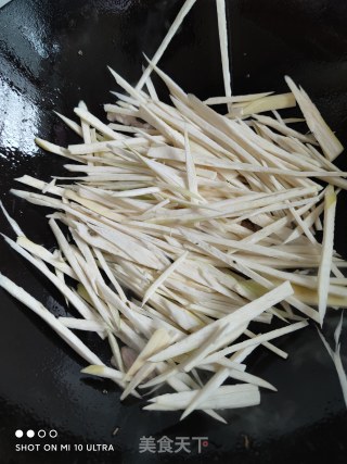 茭白肉丝炒蛋的做法步骤：7