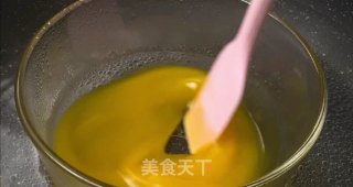 自制小蛋糕丨营养好滋味，早餐必备的做法步骤：1