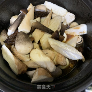 天凉吃炖菜：猪肉炖豆腐的做法步骤：12