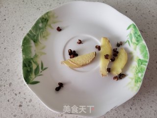 排骨汤的做法步骤：1