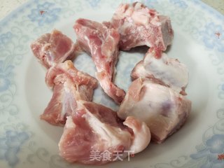 排骨汤的做法步骤：3