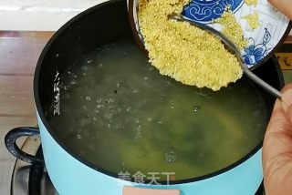 小米藜麦粥的做法步骤：4