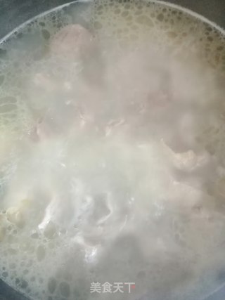 鸭腿枸杞汤的做法步骤：4