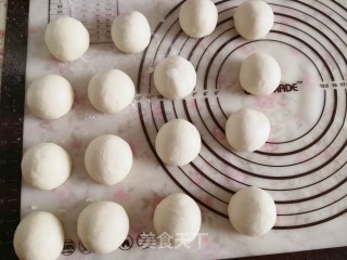 椰汁面包的做法步骤：4