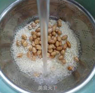 花生仁红豆沙糯米粽的做法步骤：6