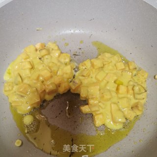 自制地瓜饼小吃的做法步骤：5