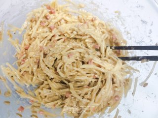早餐燕麦土豆鸡蛋饼的做法步骤：4