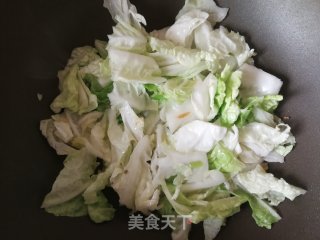 白菜虾丸汤的做法步骤：5