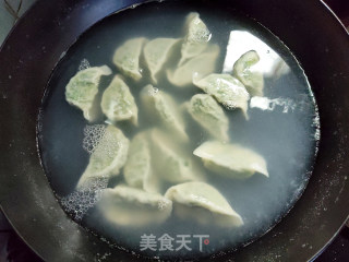 自己擀皮的酸汤水饺的做法步骤：9