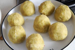 芝麻红薯饼的做法步骤：3