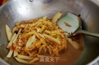 酸菜炖土豆的做法步骤：6