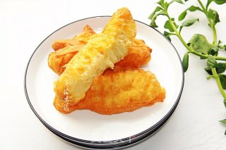 酥炸油条麻花的做法步骤：8
