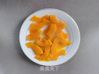 美容补血的南瓜丸子酒酿的做法步骤：2