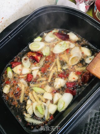白菜萝卜炖粉条的做法步骤：3