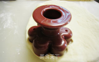 花形甜面圈的做法步骤：7